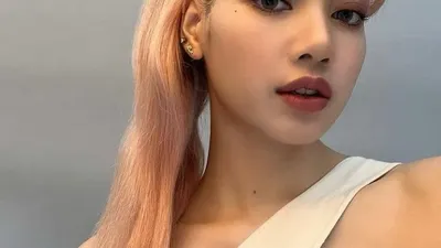 Lisa Blackpink.