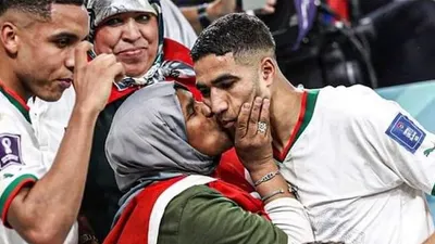 Rasa Sayang Achraf Hakimi pada Ibu Bikin Gawang Unai Simon Goyang dan Spanyol Tumbang di World Cup Qatar 2022