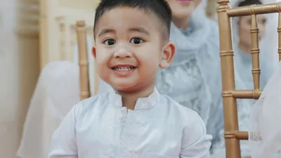 3 Potret Lucu Panembahan Al Nahyan di Pernikahan Kaesang Pangarep dan Erina Gudono yang Bikin Salfok Warganet!