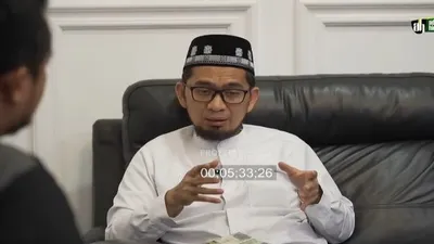 Ustaz Adi Hidayat Beri Saran Agar Rumah Tangga Terhindar dari KDRT, Dengan Lakukan Hal Ini