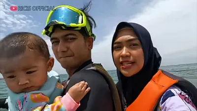 Ria Ricis ajak bayinya naik jetski banjir komentar warganet