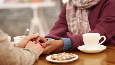 Hari Valentine Sebentar Lagi, Bolehkah Merayakannya Menurut Islam? Begini Penjelasan MUI