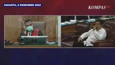 Kuat Maruf: Lebih Berat Saya yang Mulia, Cuma Tingginya, Tinggian Ibu