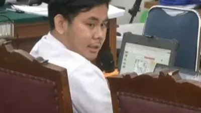 Ahli Digital Forensik Polri, Adi Setya bongkar nama kontak Tuhan Yesus dalam Grup Whatsapp 'Duren Tiga' 