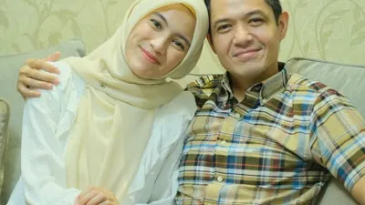 Dude Harlino dan Alyssa Soebandono Bercerai, Benarkah? Cek Faktanya di Sini
