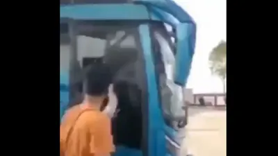 Bus Melindas Pegawai SPBU