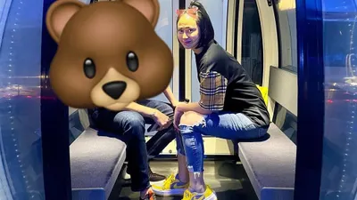 Selebgram Denise Chariesta memamerkan pacar barunya berinisial JK, didoakan netizen semoga pacarnya itu bukan suami orang.