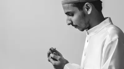 Ilustrasi hukum dan niat puasa sunnah Rajab.
