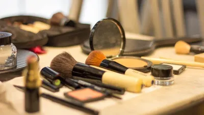 Make up