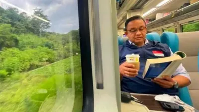 Elektabilitas Anies Baswedan sebagai capres 2024 turun drastis, bukan karena utang piutang.