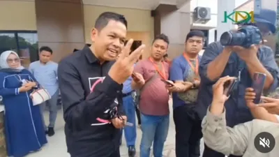 Jelang Putusan Gugatan Cerai, Dedi Mulyadi Kenang Anne Ratna di Rumah Lawas Purwakarta: Mbu Sangat Pengertian