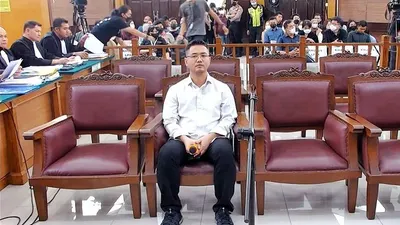 Irfan Widyanto memberikan kesaksian terkait pengambilan DVR CCTV dan komunikasinya dengan Agus Nurpatria dan Afung pemilik usaha CCTV.