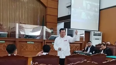Selama Ini Diam dan Dianggap Berbohong, Kuat Maruf Kini Bergerak Perkarakan Hakim Wahyu Iman Santosa
