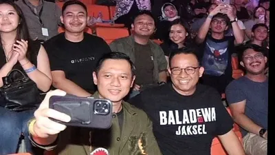 Duet Ganteng Anies-AHY Nonton Bareng Konser Konser Dewa 19, Netizen: Pertanda Baik Gusy!