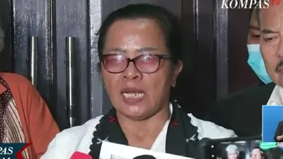 Potret Ibu Brigadir J Rosti Simanjuntak