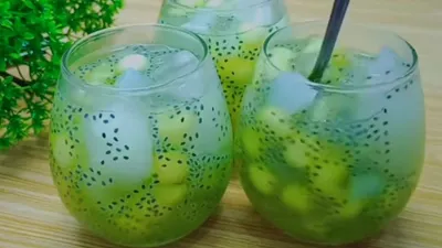 Es Melon Selasih, resep minuman segar buat menu Takjil Ramadhan