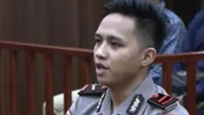Bharada Richard Eliezer Pudihang Lumiu saat hadir sidang KKE Polri