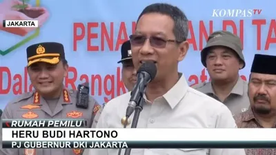 Pejabat Gubernur DKI Jakarta, Heru Budi Hartono memberikan tanggapan mengenai Anies Baswedan yang menggunakan slogan DKI Jakarta dalam kampanye Pilpres 2024