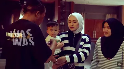 Nathalie Holscher mengaku kecewa dengan Sule karena seolah dia lebih mementingkan materi ketimbang kesehatan Adzam.