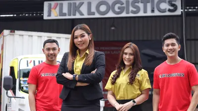 Dalam konteks ini, Klik Logistics hadir sebagai solusi yang dapat diandalkan untuk memastikan pengiriman barang Anda dilakukan dengan aman.