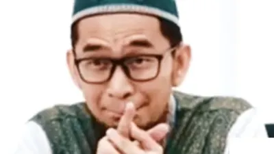 Ustaz Adi Hidayat