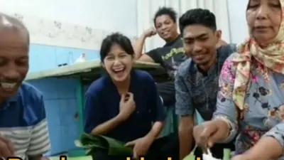 Momen Indah Permatasari Bahagia di Tengah Keluarga Arie Kriting Disorot, Netizen Ramai Beri Pujian Begini