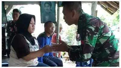 Oknum TNI AU minta maaf kepada ibu-ibu yang ditendang