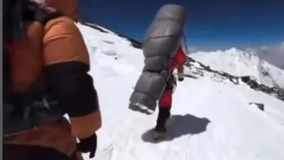 Gelje Sherpa saat selamatkan pendaki Malaysia di Everest