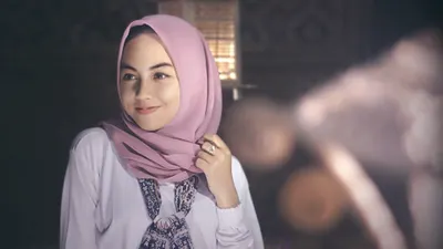 Ilustrasi. Tips Memilih Hijab Sesuai Warna Kulit    