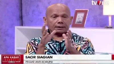 Saor Siagian Pegiat Anti Korupsi