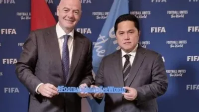 Erick Thohir dan Gianni Infantino bertemu di Paris.