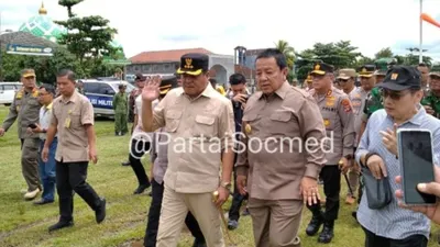 Ketar-Ketir! Jokowi akan Tinjau Jalan Rusak di Lampung, Gubernur dan Bupati Kerahkan Alat Berat Siap Lembur