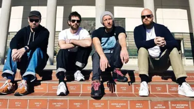 Coldplay bakal mampir ke Indonesia dalam rangka tur Music of the Spheres World Tour. 