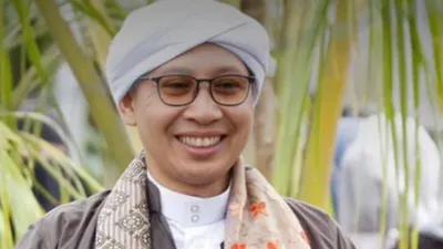Penjelasan Buya Yahya Soal Menjual Makanan di Siang Hari saat Puasa Ramadan