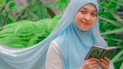 Pada tanggal 30 April 2023, istri Ustadz Hanan Attaki, Ustadzah Haneen Akira, merayakan ulang tahunnya.