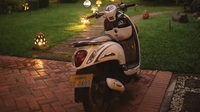 Jika Anda adalah pemilik motor matic, memilih oli yang tepat sangatlah penting untuk menjaga kesehatan mesin dan performa kendaraan.