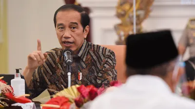 Presiden Jokowi memerintahkan jajarannya untuk mencari solusi kebakaran Plumpang.