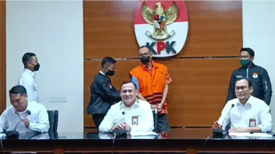 Komisi Pemberantasan Korupsi melakukan pengembang penyidikan terhadap Rafael Alun dan Harta Kekayaannya
