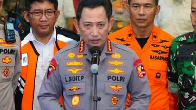 Update Kondisi Kapolda Jambi: Kapolri Jenguk Korban Helikopter Bell 412 di Rumah Sakit: Ada Perawatan Lanjutan