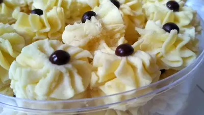 Kue semprit susu