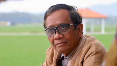 Dalam cuitan di akun Twitter-nya pada tanggal 28 Mei 2023, Mahfud menyatakan bahwa putusan MK tidak boleh dibocorkan sebelum dibacakan. 