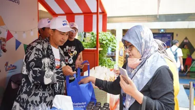 Masyarakat di Desa Burong Mandi, Provinsi Kepulauan Bangka Belitung kini semakin mampu mengangkat dan mengembangkan potensi daerahnya.
