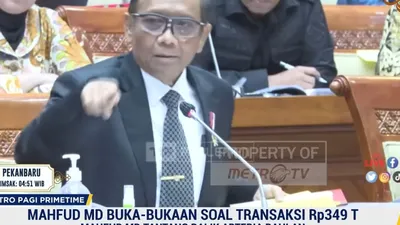 Mahfud MD dalam Rapat Dengar Pendapat di Komisi III DPR