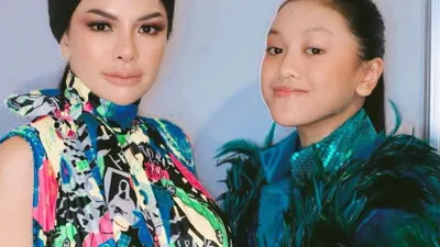 Nikita Mirzani dan Lolly 