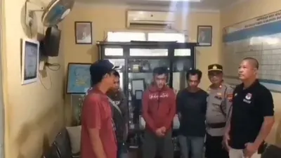 Potret Pelaku Pungli Jembatan Pribadi pantai Carita