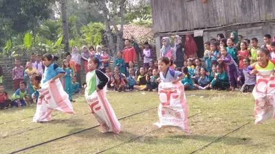 Semarakkan Hari Kemerdekaan dengan 5 Contoh Yel Yel Lucu ini, Cocok untuk Lomba Agustusan