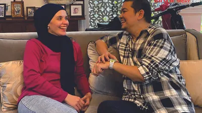 Potret Aldila Jelita dan Indra Bekti saat keduanya bertemu di rumah Indy Barends