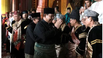 Prabowo Subianto saat kunjungan ke Sumatra Barat