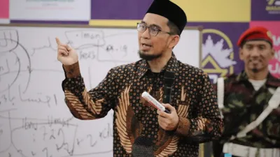 Ustaz Adi Hidayat