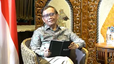 Kompak Ingin Perbaiki Birokrasi dari Korupsi, Mahfud MD: Sri Mulyani sendiri Nggak Akan Kuat